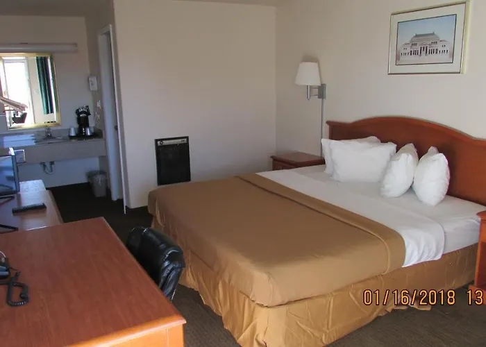 Motel Western - River 2*
