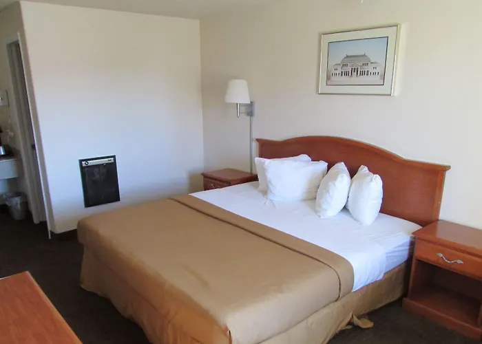 Motel Western - River 2*