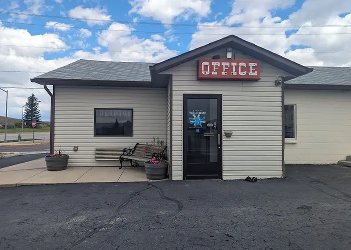 Western - River Motel 2*