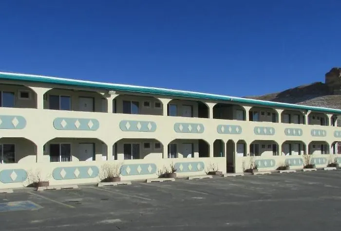 Motel Western - River 2*